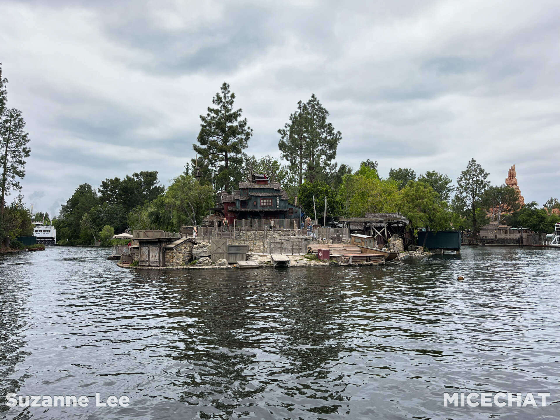 , DISNEYLAND UPDATE – Double the Powder and Shorten the Fuse!
