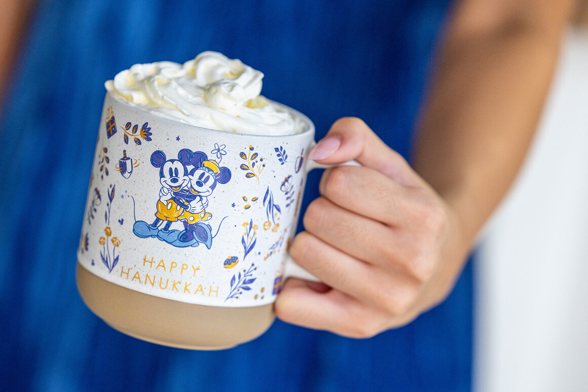 Disney Holiday Merchandise, DISNEYLAND HOLIDAY MERCH: Festive Cheer, New Gear & Merry Must-Haves!