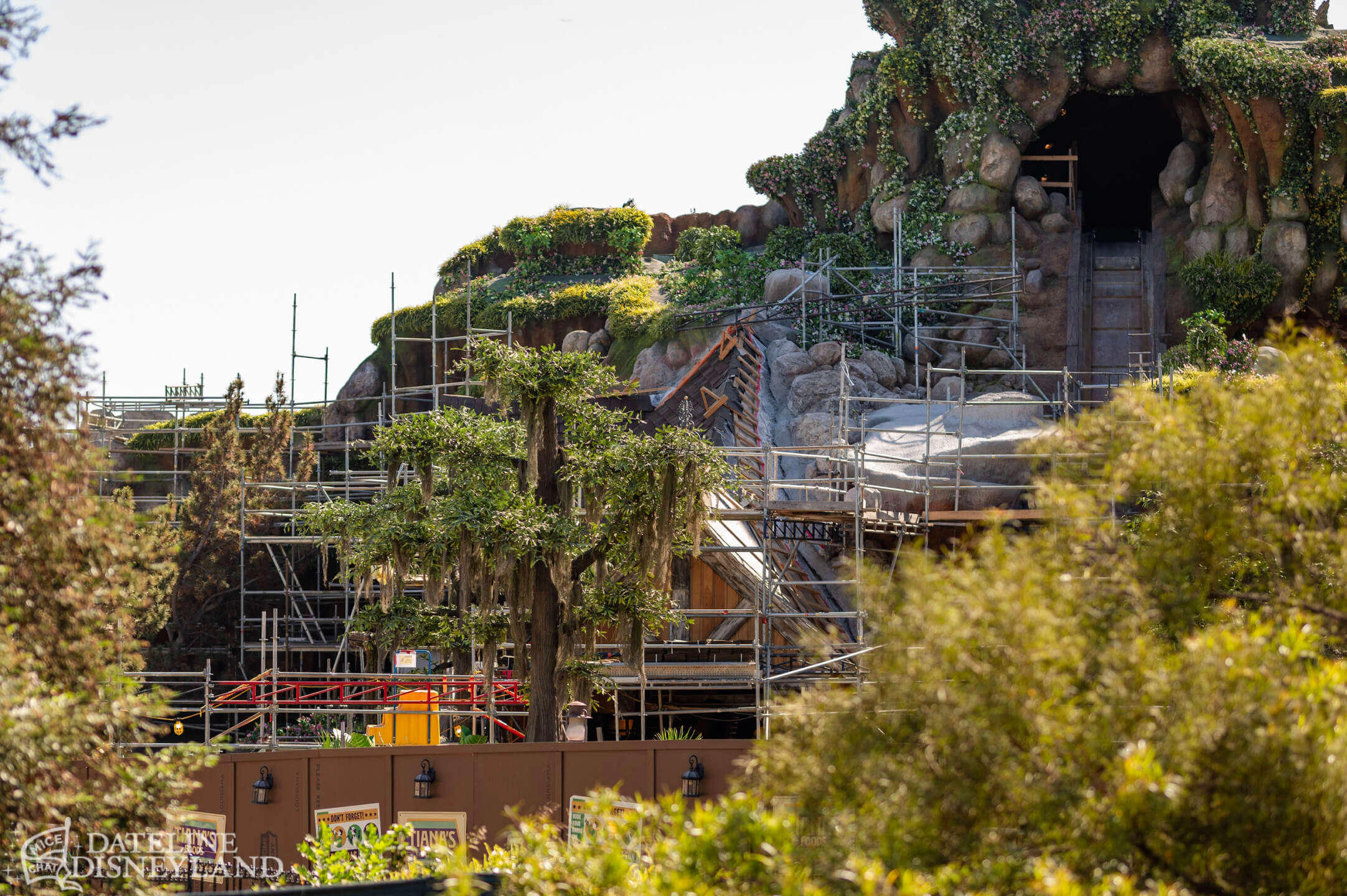 Disneyland, Disneyland Update: A Week of History, Change & Envy!