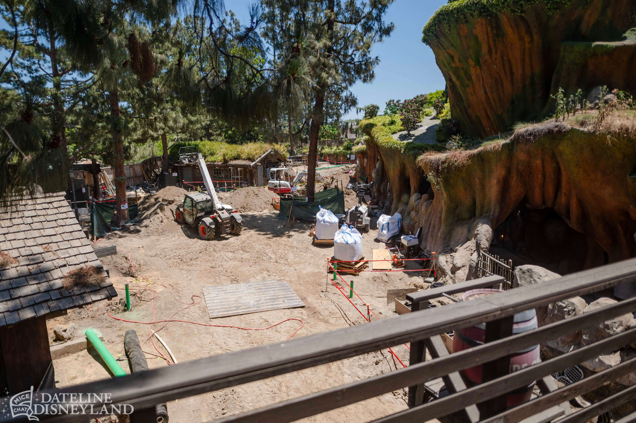 Disneyland, Disneyland Update: A Week of History, Change & Envy!