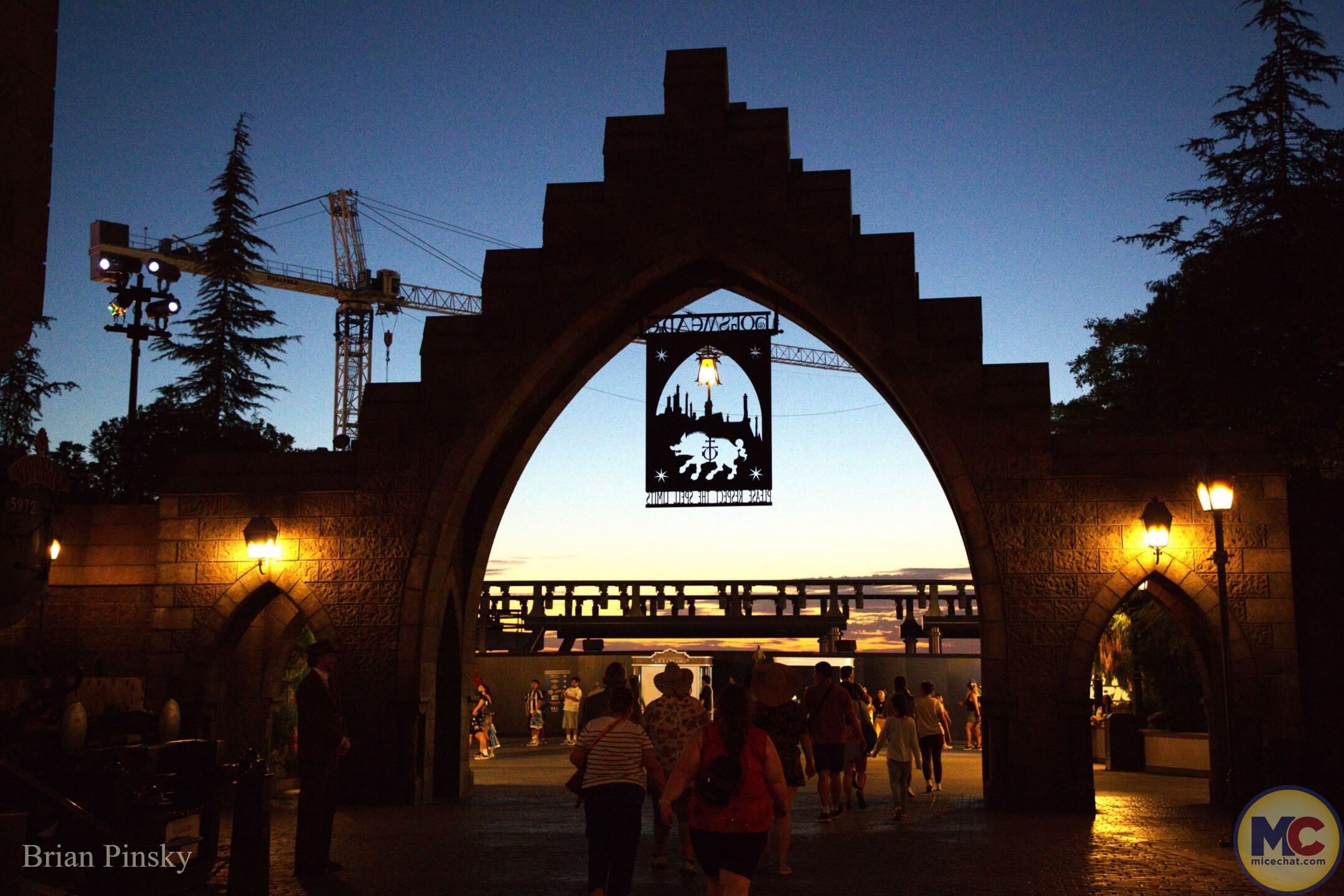 Universal Hollywood, Uni Hollywood News: Back to Hogwarts, Coaster Construction & Halloween Screams