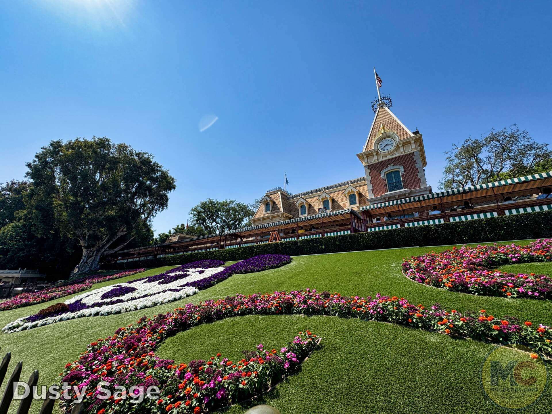 , DISNEYLAND UPDATE – Send Us A Message From Regions Beyond!