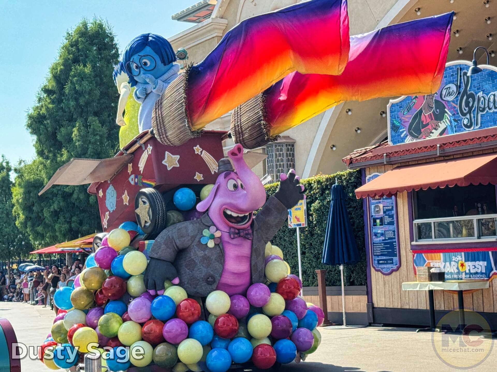 , DISNEYLAND UPDATE: Dead-er Together, D23 Screams & Haunted Happenings