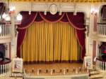 Disneyland-News-Golden Horseshoe empty stage 2- MiceChat