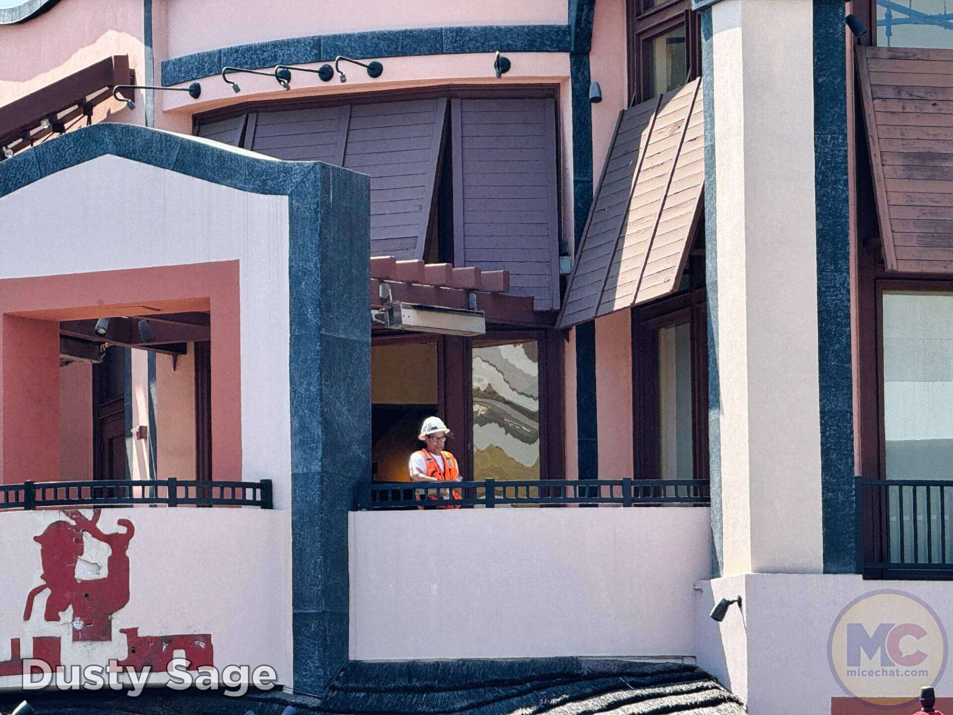 , DISNEYLAND UPDATE: Haunted Happenings, Marvel Mayhem, and Showbiz Shenanigans!