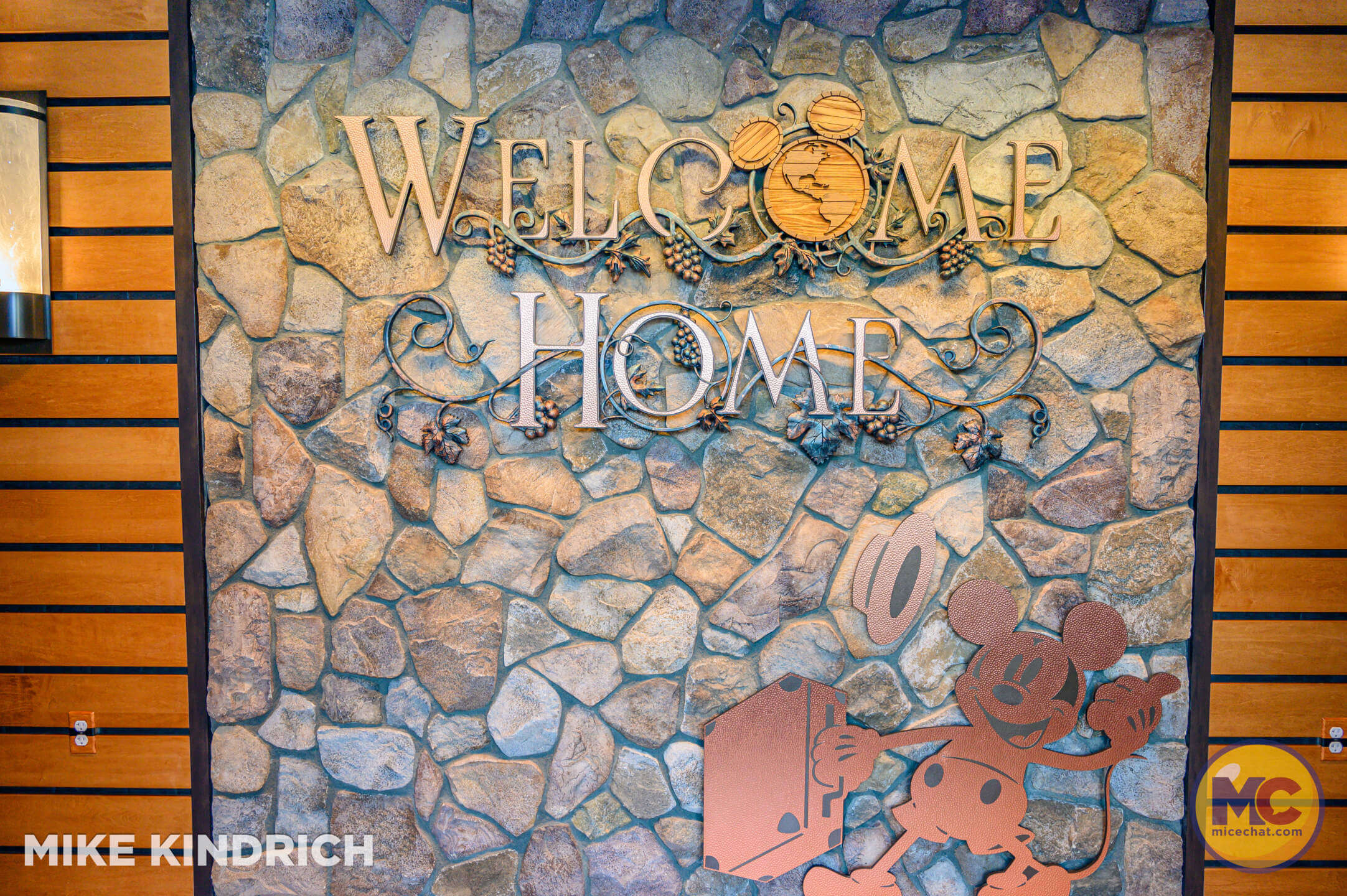 , DISNEYLAND UPDATE: Haunted Happenings, Marvel Mayhem, and Showbiz Shenanigans!