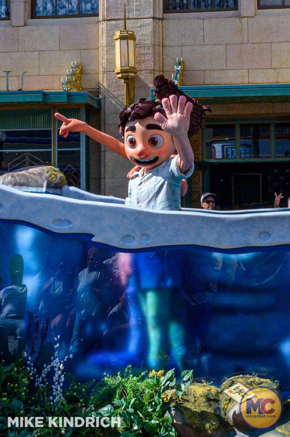 , DISNEYLAND UPDATE: Haunted Happenings, Marvel Mayhem, and Showbiz Shenanigans!