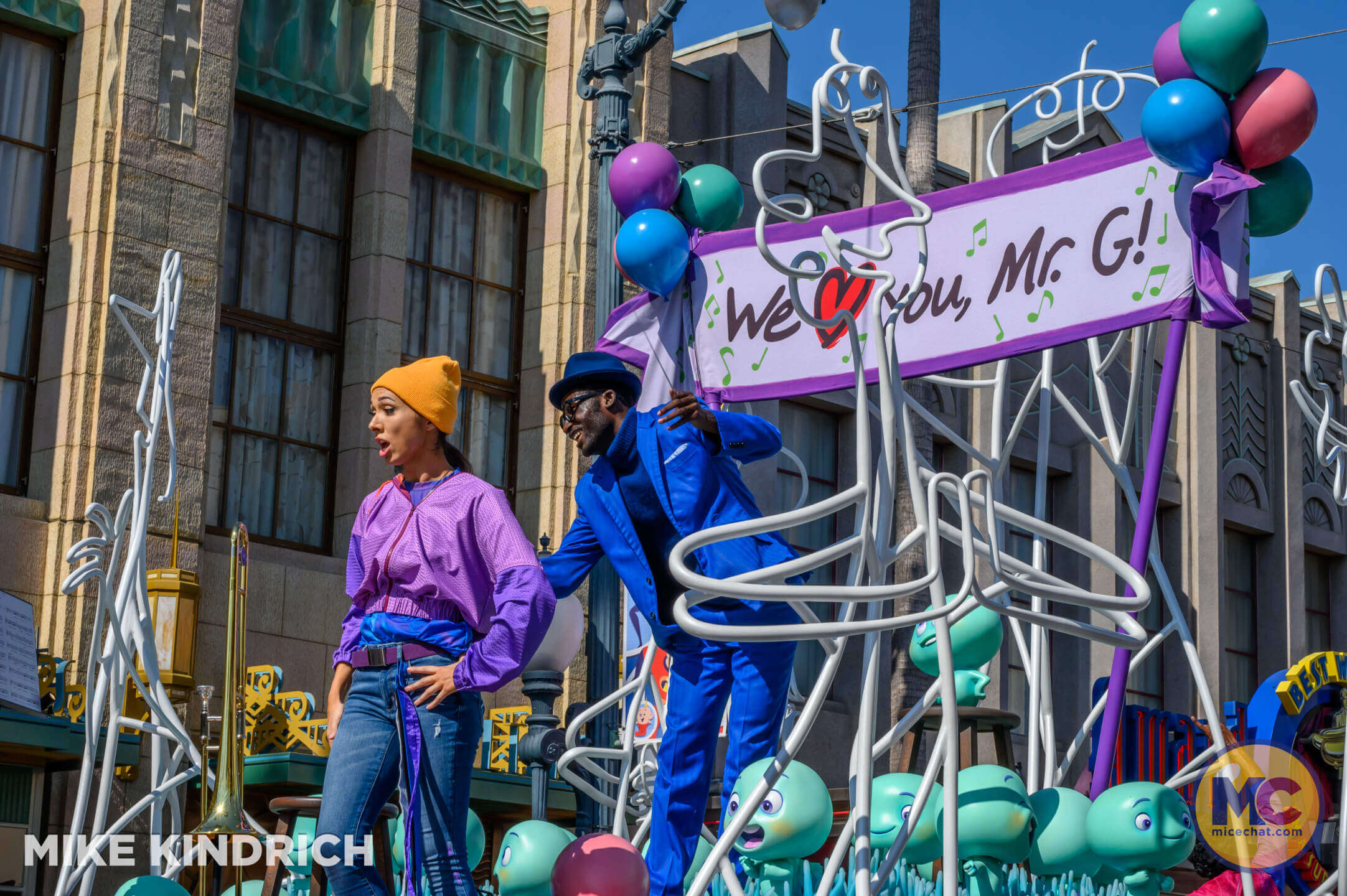 , DISNEYLAND UPDATE: Haunted Happenings, Marvel Mayhem, and Showbiz Shenanigans!