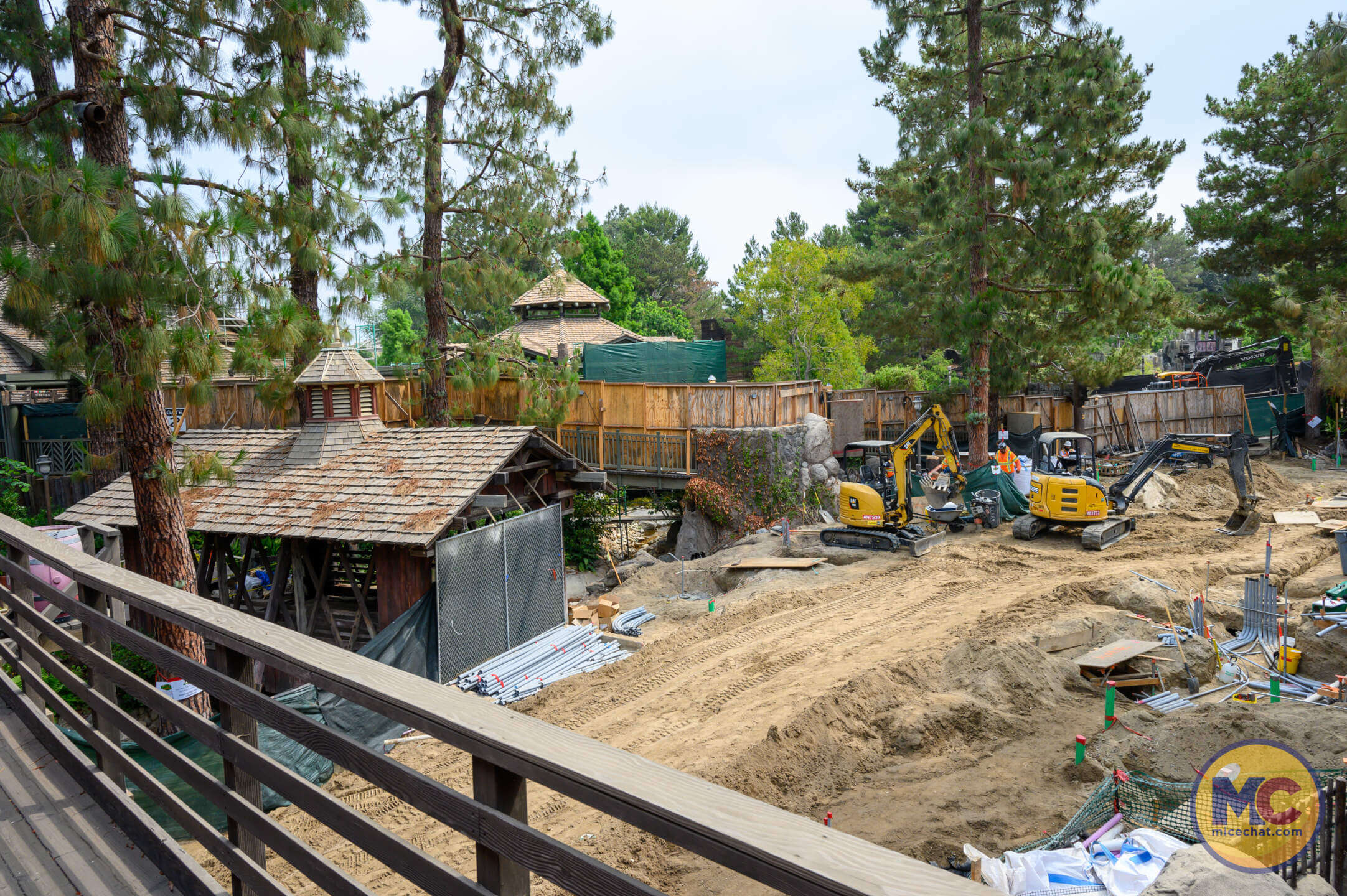 , DISNEYLAND UPDATE: Maintenance Boo-Hoos, Strike in View, Country Bear Barbecue