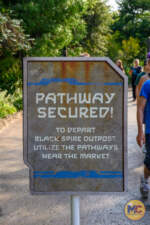 Mike Kindrich_MiceChat.com_Disneyland_Galaxy’s Edge_Dead-End_Signs (1 of 1)