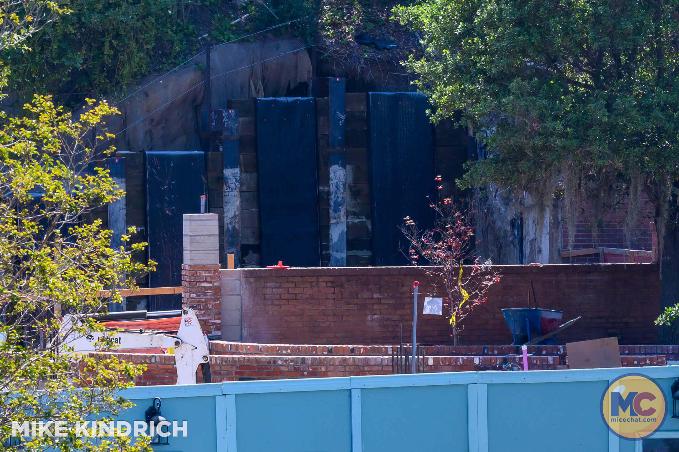 , DISNEYLAND UPDATE – Send Us A Message From Regions Beyond!