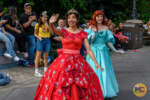 Mike Kindrich_MiceChat.com_Disneyland_Parade Route_Disney Princess_Ariel_Elena (1 of 1)