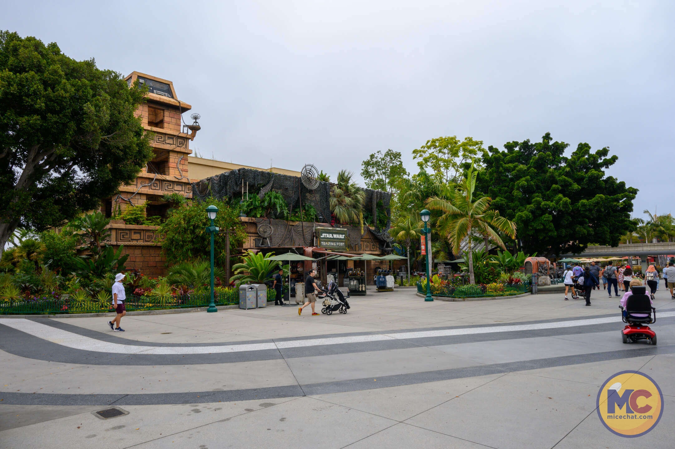 Disneyland 69th Anniversary, Disneyland Update: Breakdown Blues, Empty Queues & Still Fine At 69?