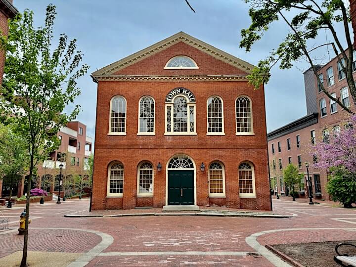 Salem Town Hall