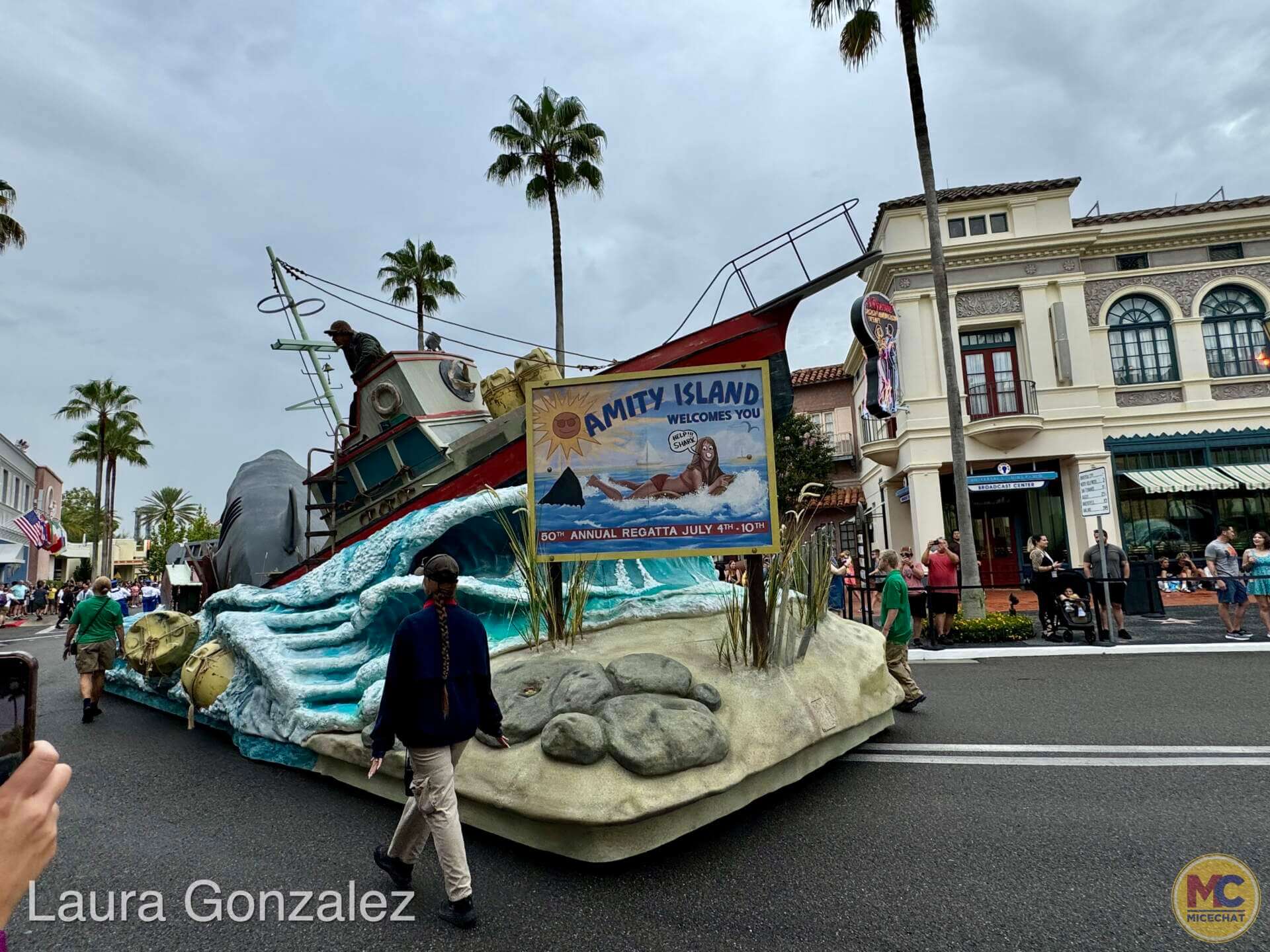 , ACTION: Universal Studios Florida’s NEW Mega Movie Parade!
