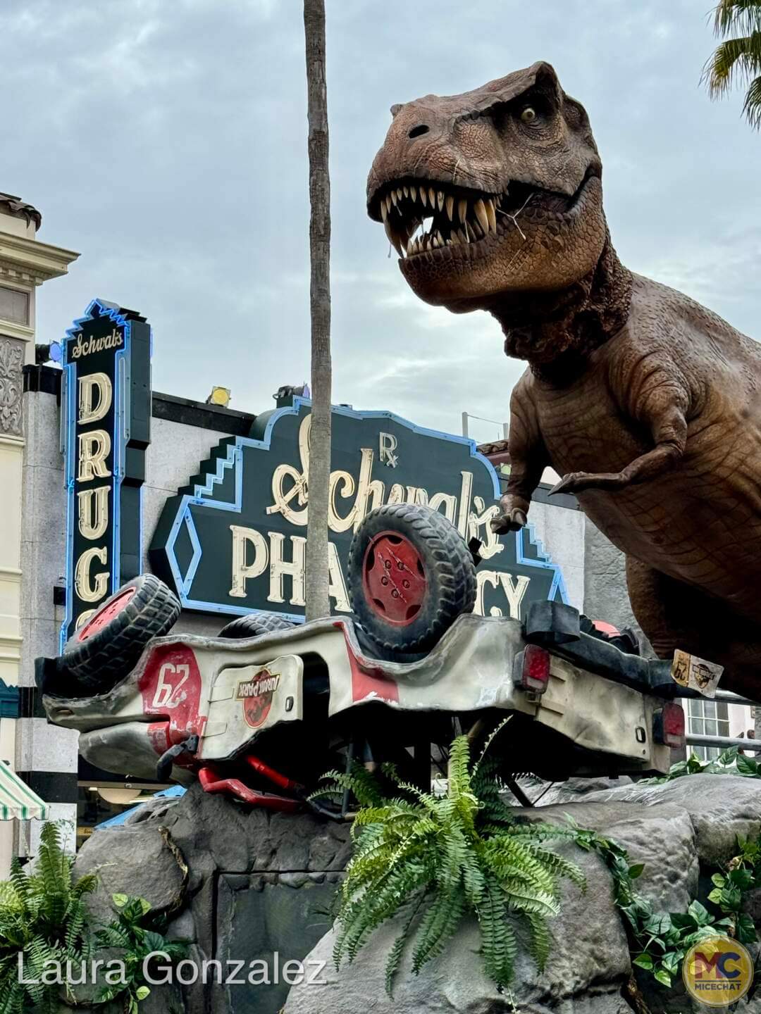 , ACTION: Universal Studios Florida’s NEW Mega Movie Parade!