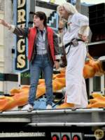 Universal-Studios-Florida-Orlando-Mega-Movie-Parade-back-to-future-4