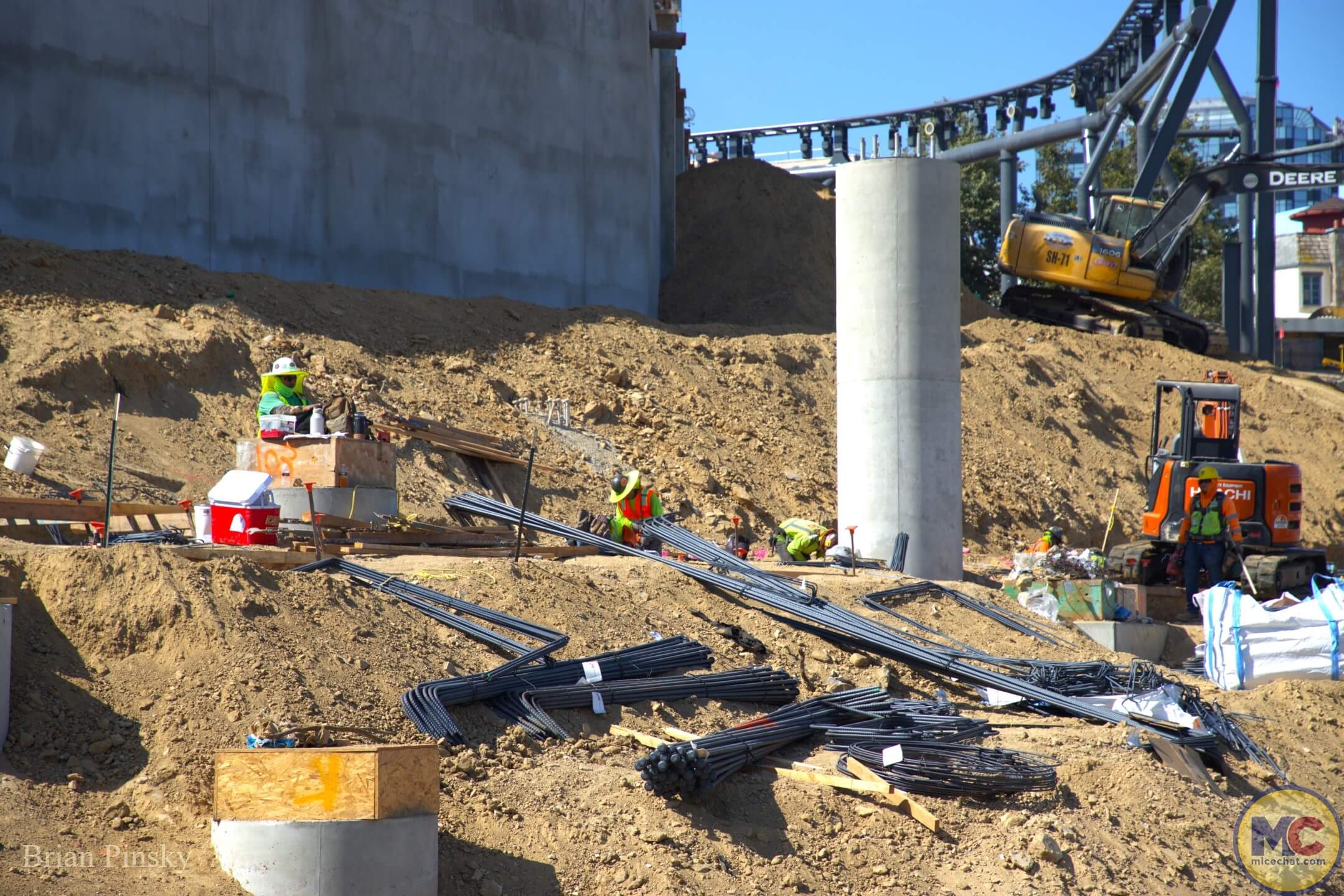 Universal Hollywood, Uni Hollywood News: Back to Hogwarts, Coaster Construction & Halloween Screams