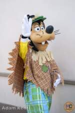Disneyland-News-Halloween Character Goofy Adam Kent- MiceChat