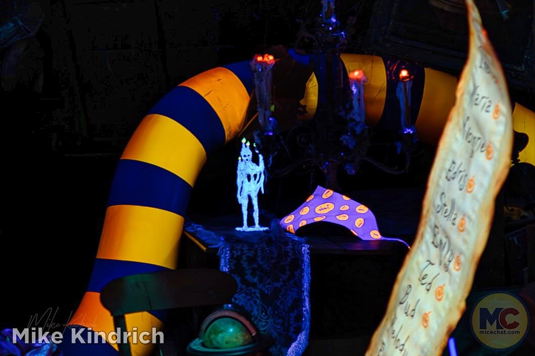 , DISNEYLAND UPDATE: Dead-er Together, D23 Screams & Haunted Happenings