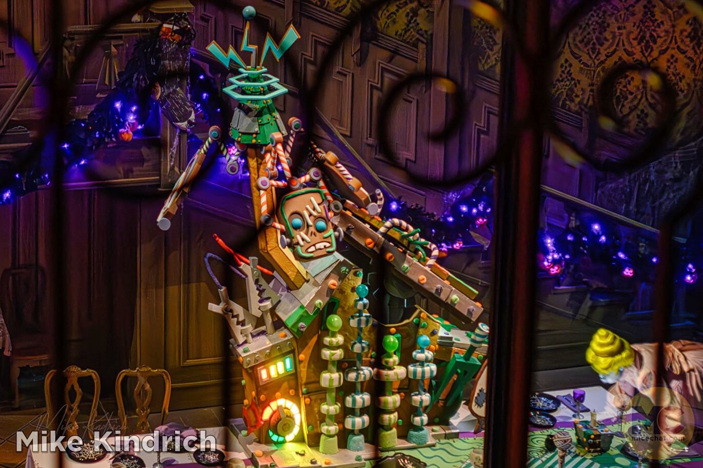 , DISNEYLAND UPDATE: Dead-er Together, D23 Screams & Haunted Happenings