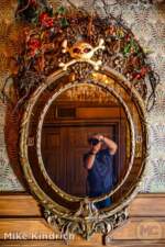 Disneyland-News-Haunted Mansion Holiday mirror Mike Kindrich Cameo- MiceChat