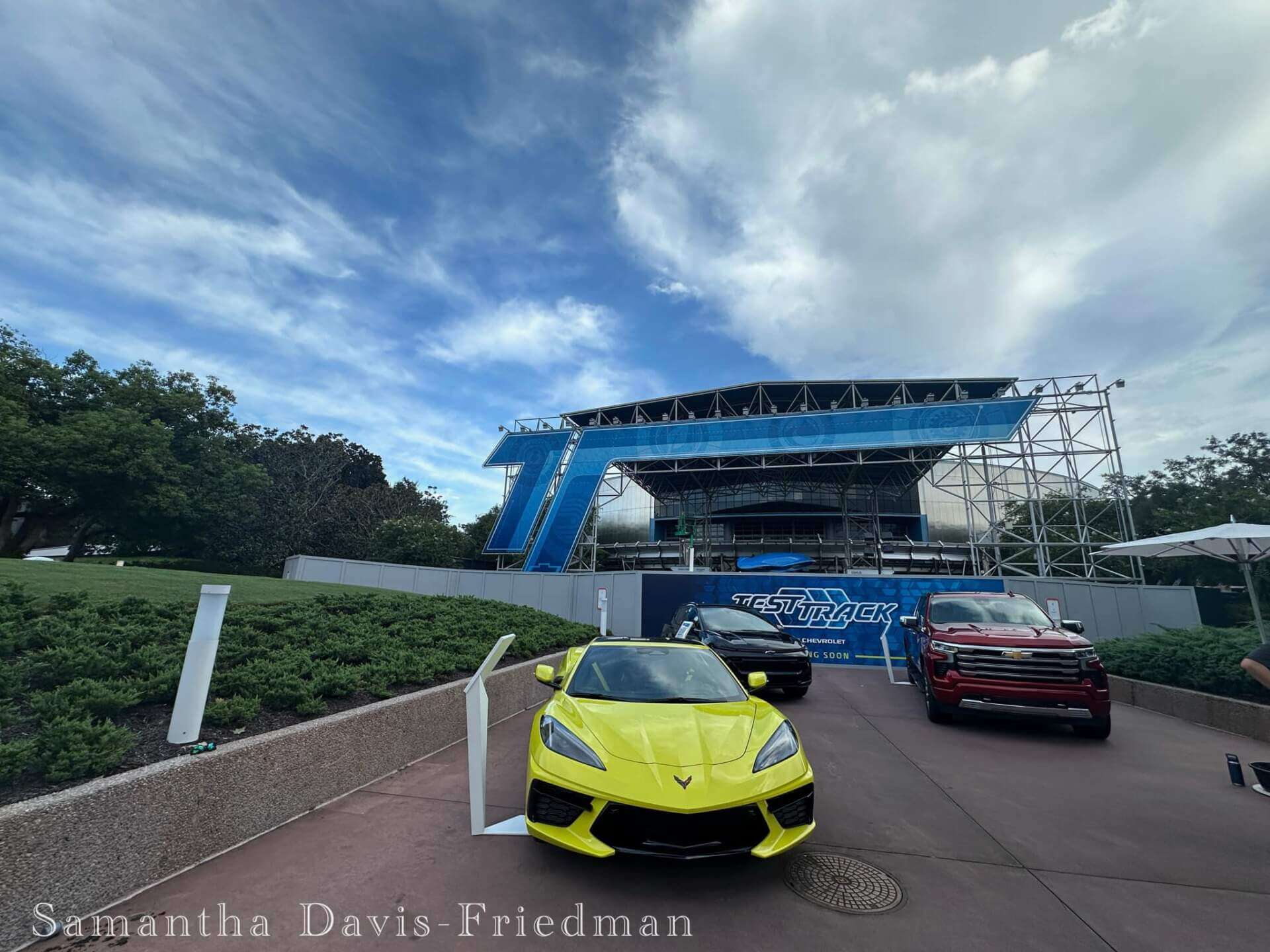 WDW Update, WDW Update: Country Bear Breakout, D23 Dynamics & Halloween/Holiday Hoopla