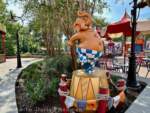 Walt-Disney-World-Magic-Kingdom-Smellephants-on-Parade-7-of-15