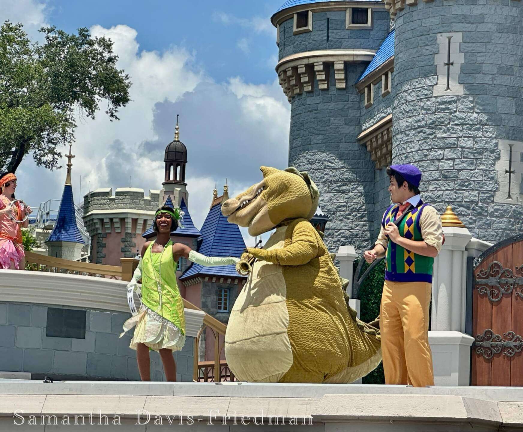 WDW Update, WDW Update: Country Bear Breakout, D23 Dynamics & Halloween/Holiday Hoopla