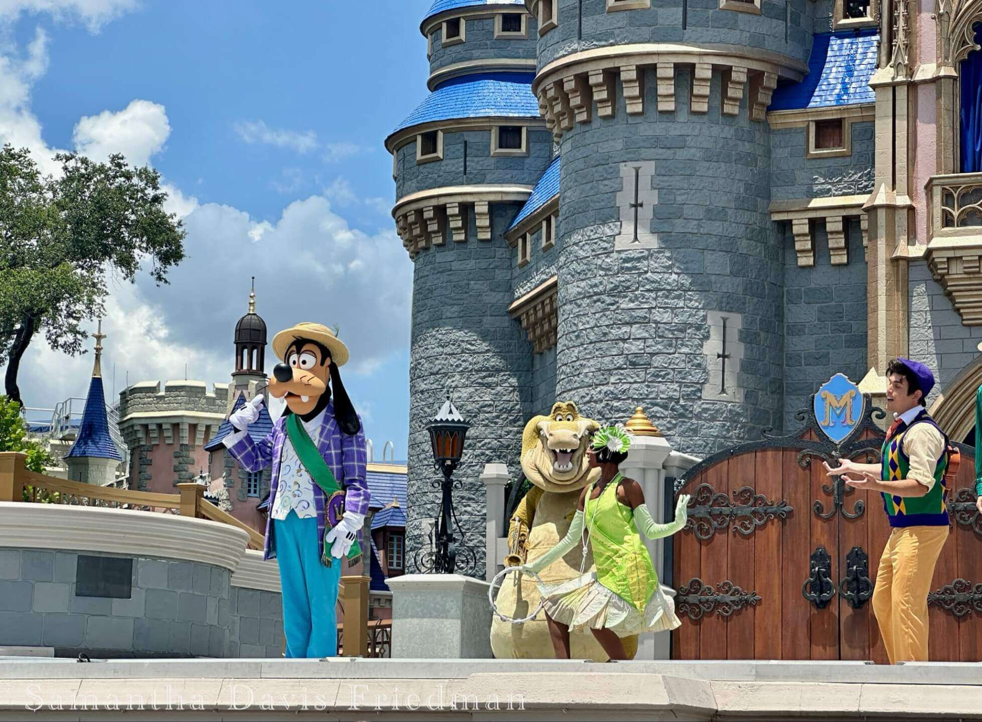 WDW Update, WDW Update: Country Bear Breakout, D23 Dynamics & Halloween/Holiday Hoopla