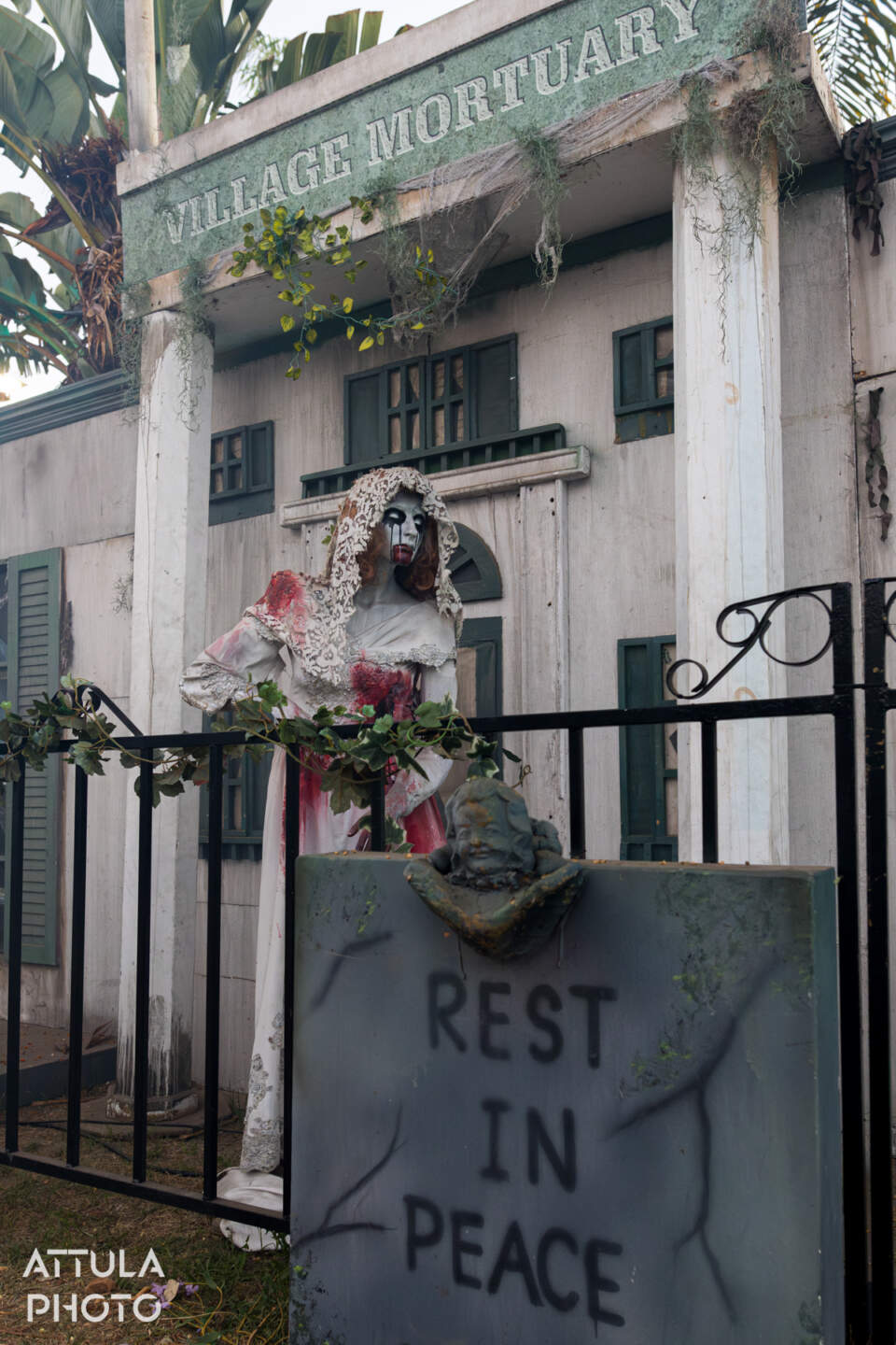 , Queen Mary’s Dark Harbor Resurrected – New Mazes, Old Haunts & Hidden Secrets
