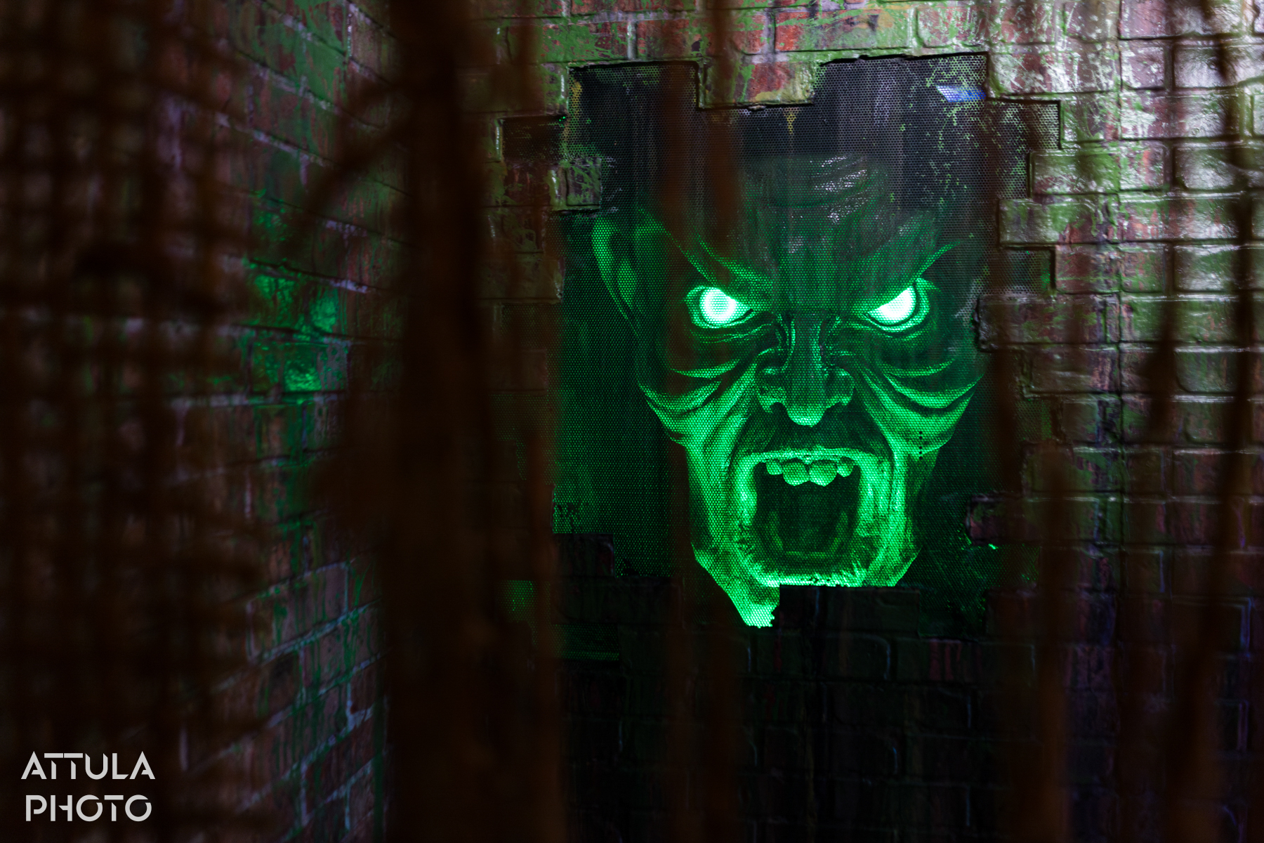 Knott's Scary Farm, 🎃 Knott’s Scary Farm 2025 Guide: New Mazes, What’s Leaving, Haunted Happenings, Foodie Frights & a Hangin’