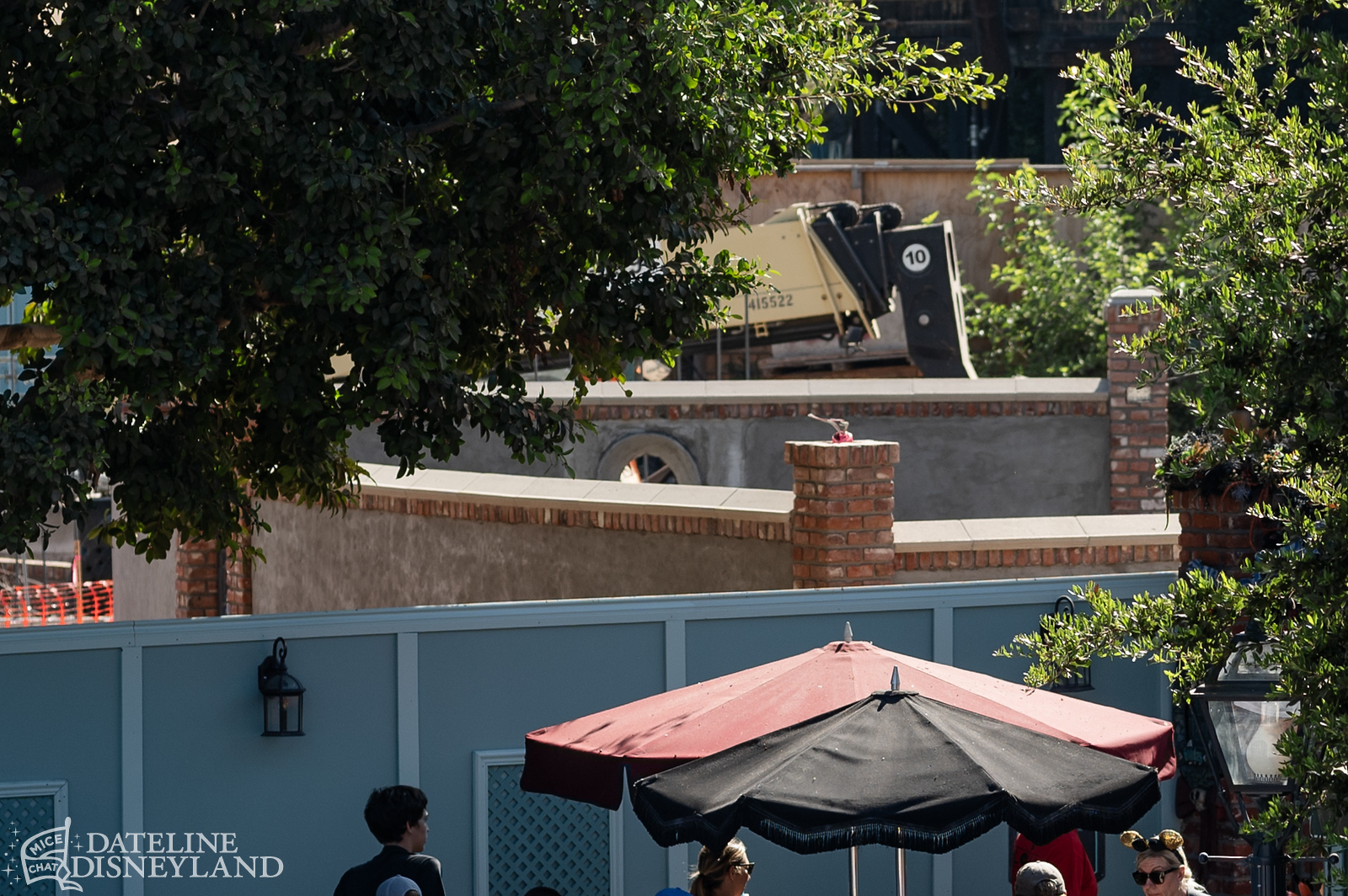 Disneyland, DISNEYLAND UPDATE: Critter Country Comeback, Halloween Magic & Labor Day Madness