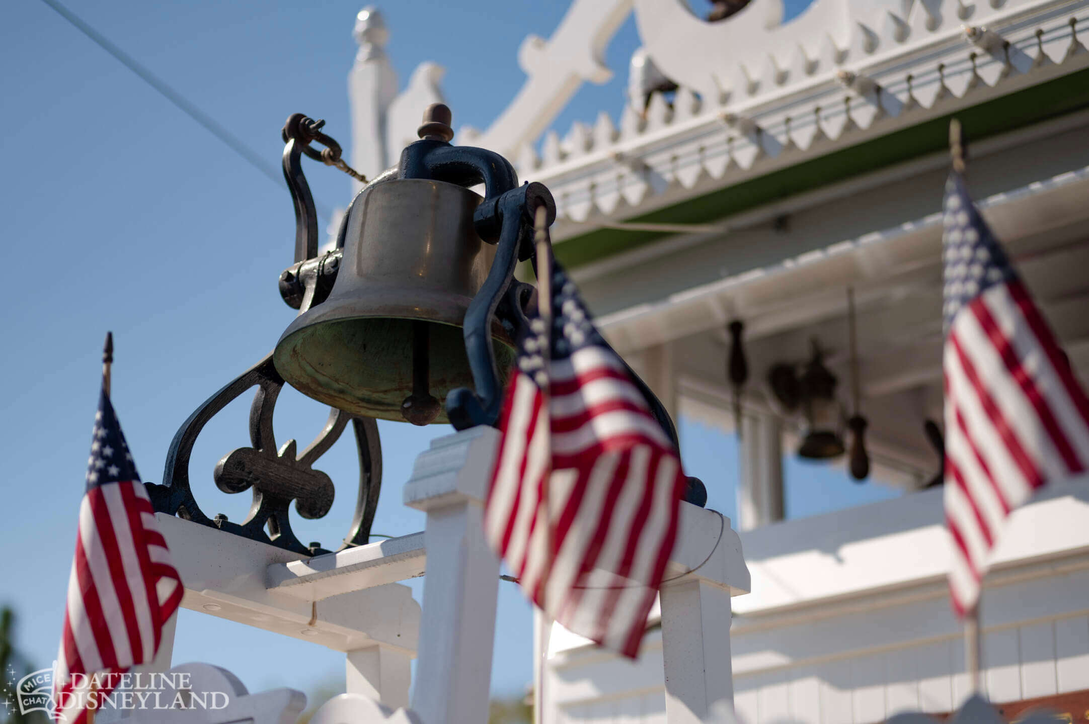 Disneyland, DISNEYLAND UPDATE: Critter Country Comeback, Halloween Magic & Labor Day Madness