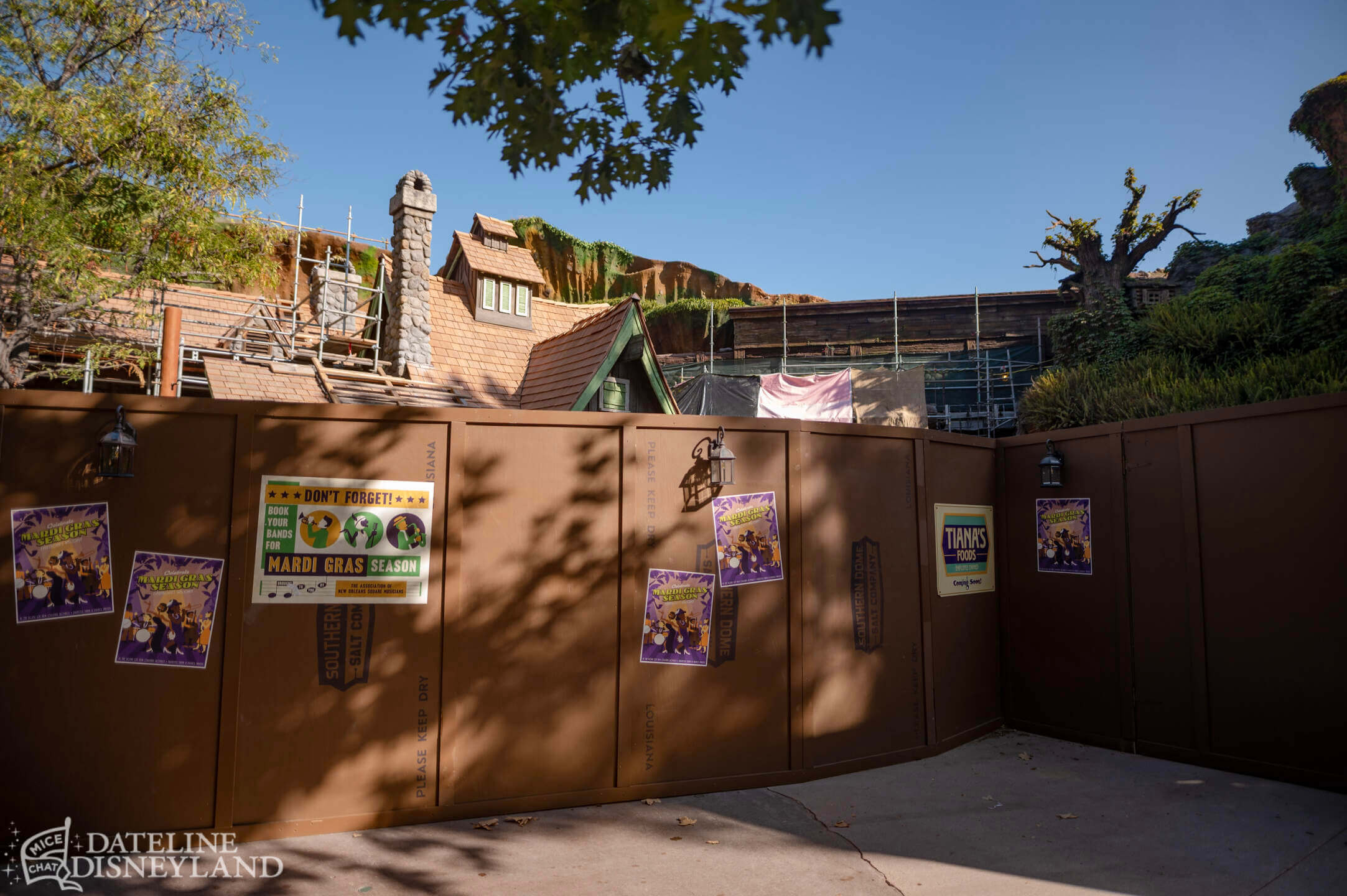 Disneyland, DISNEYLAND UPDATE: Critter Country Comeback, Halloween Magic & Labor Day Madness