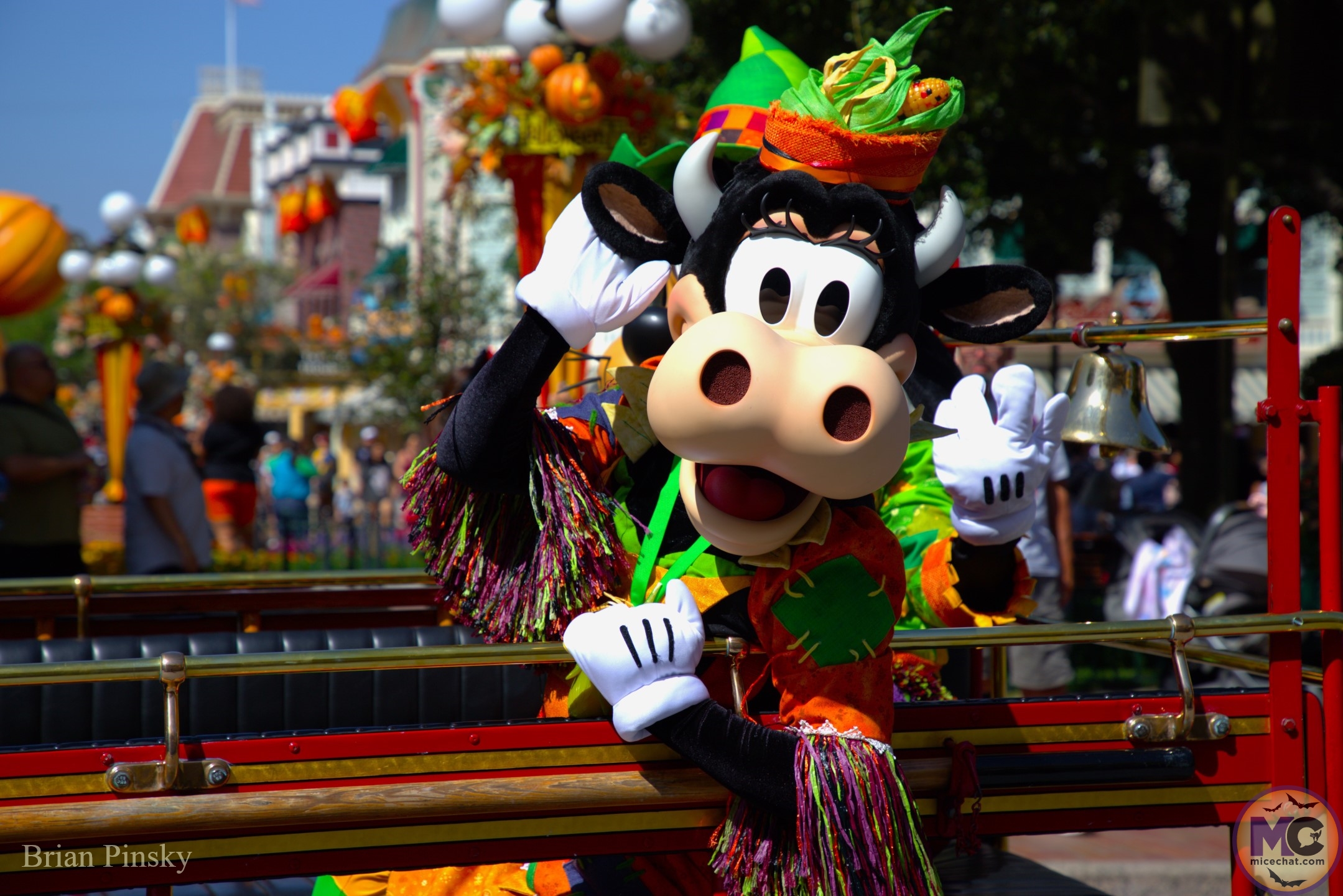 , DISNEYLAND UPDATE: Star Wars Redo, Tiana&rsquo;s Debut & Construction in View!