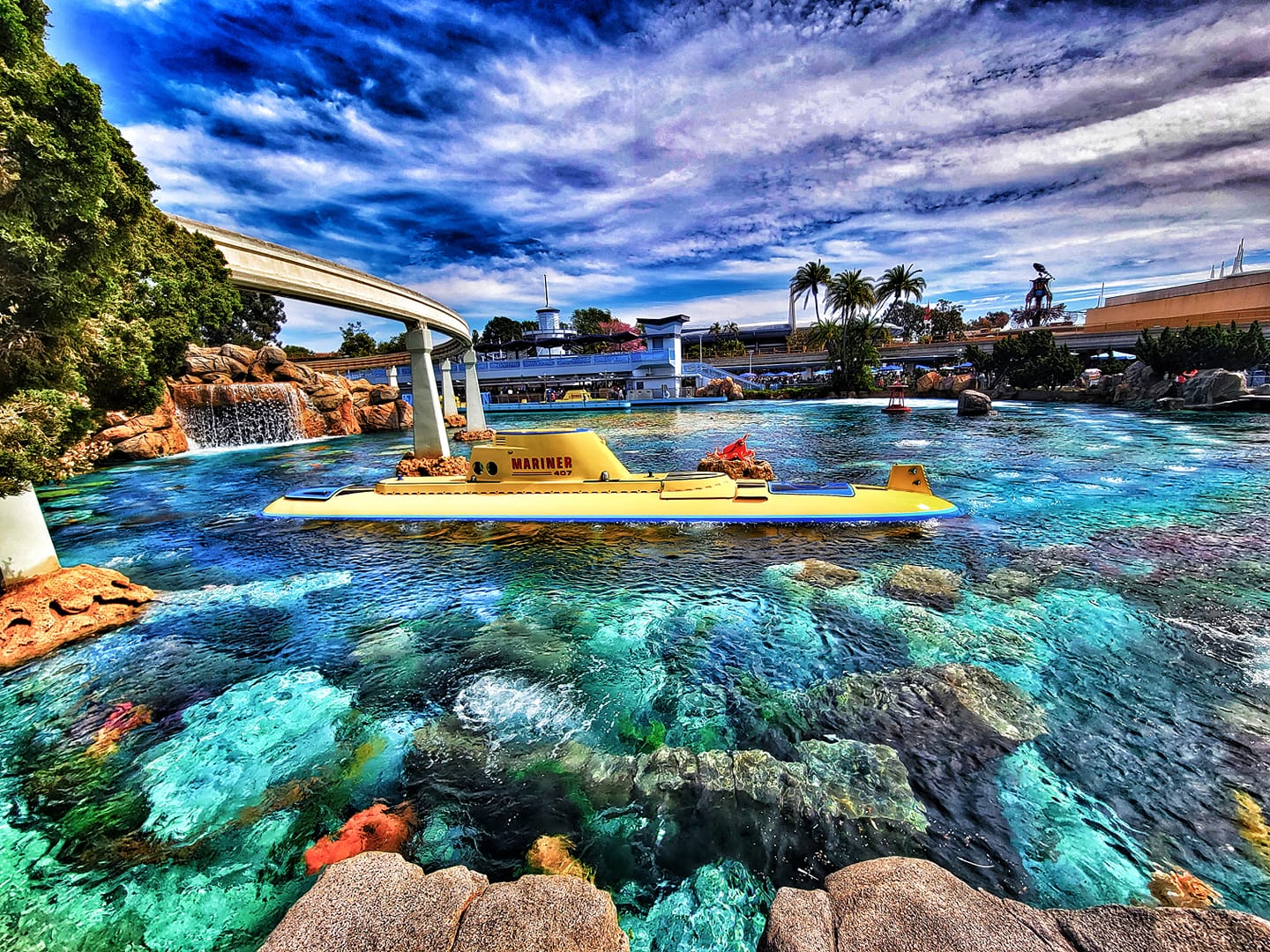 , DISNEYLAND UPDATE: Haunts, Heat & Halloween Treats!
