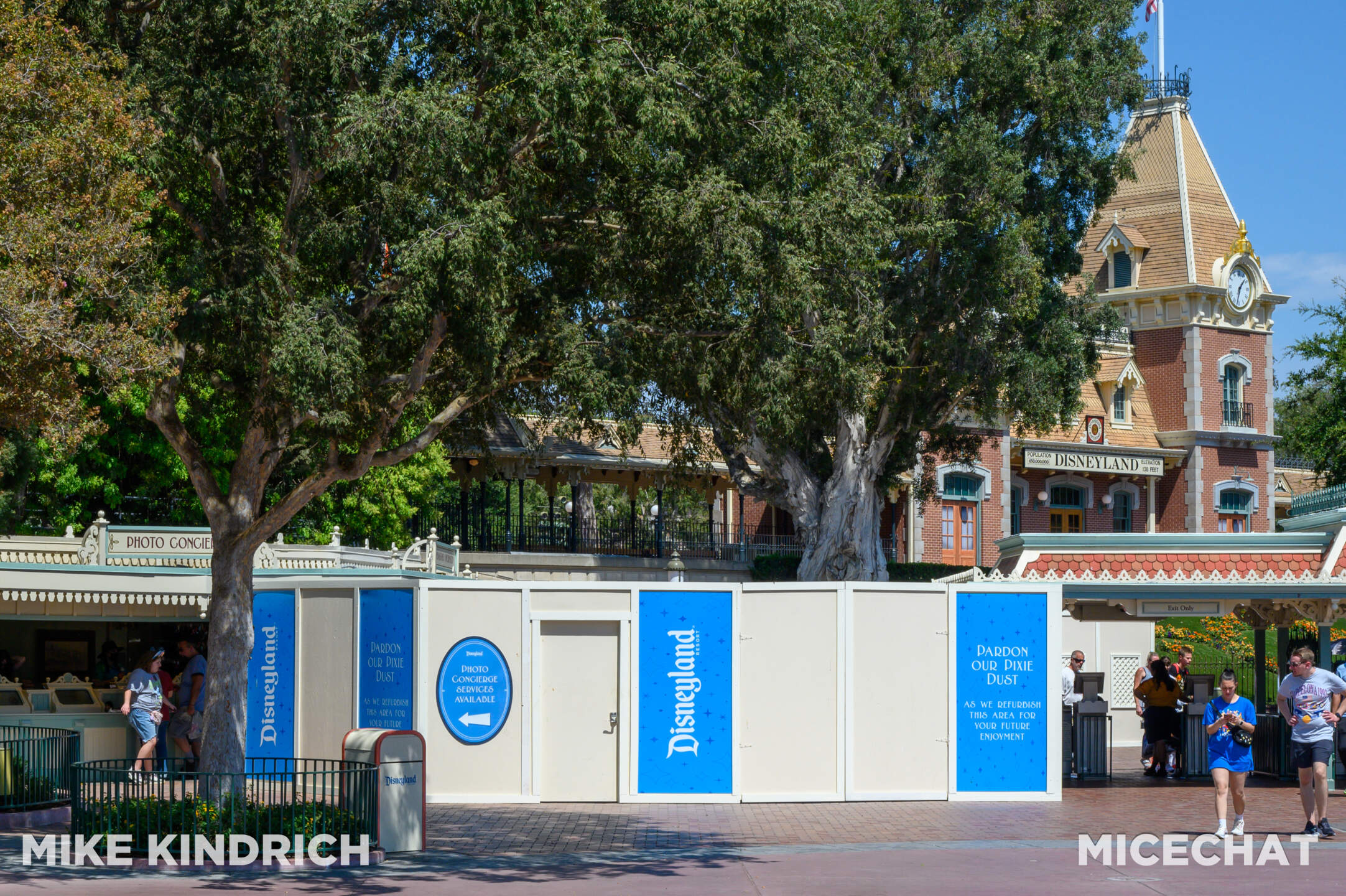 , DISNEYLAND UPDATE: Haunts, Heat & Halloween Treats!