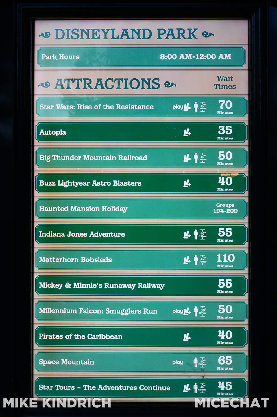 , DISNEYLAND UPDATE: Fall Fun, Packed Parks & Monorail Magic!