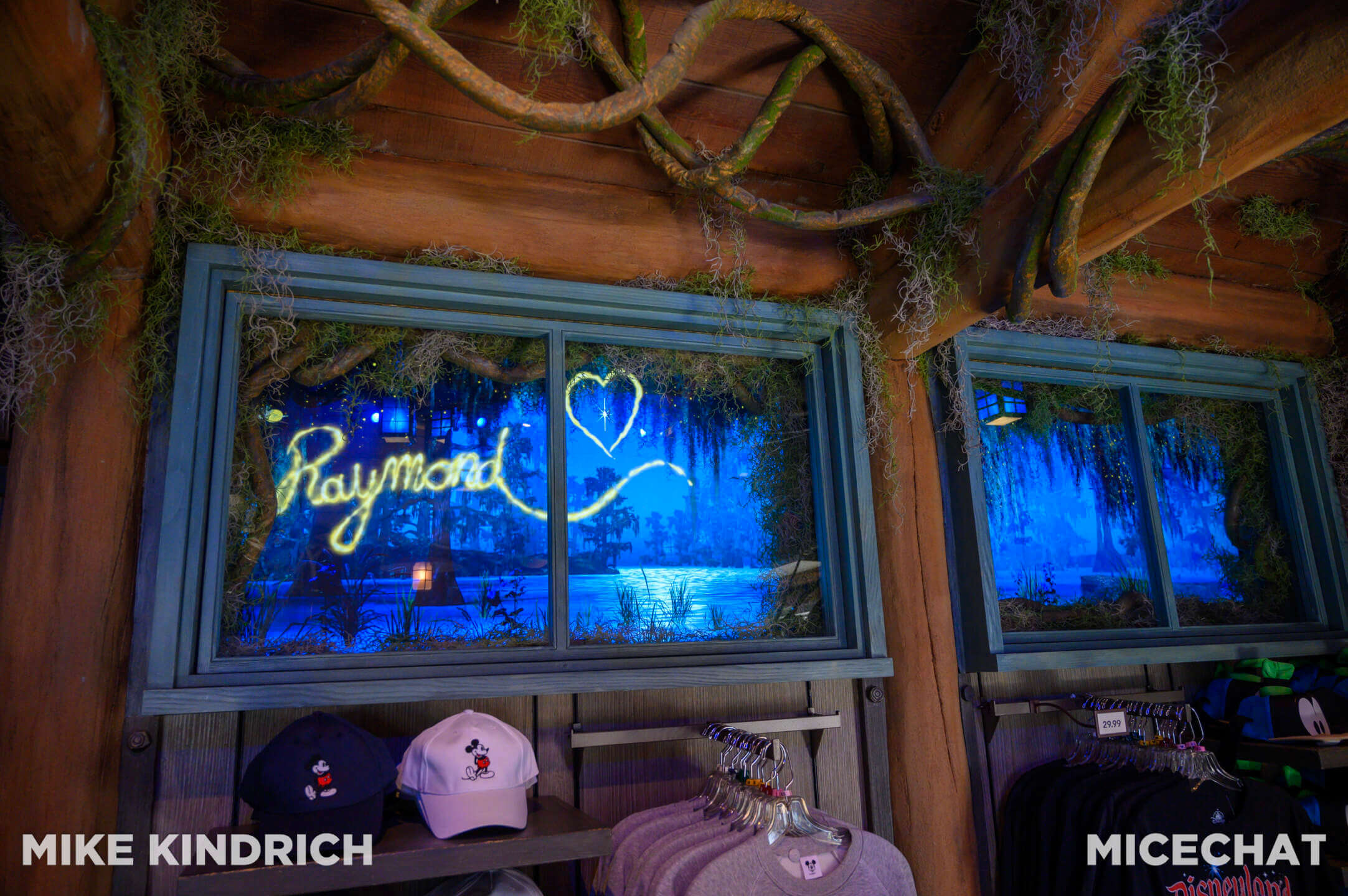 , DISNEYLAND UPDATE: Bayou Debut, BBQ Redo & Holiday x 2