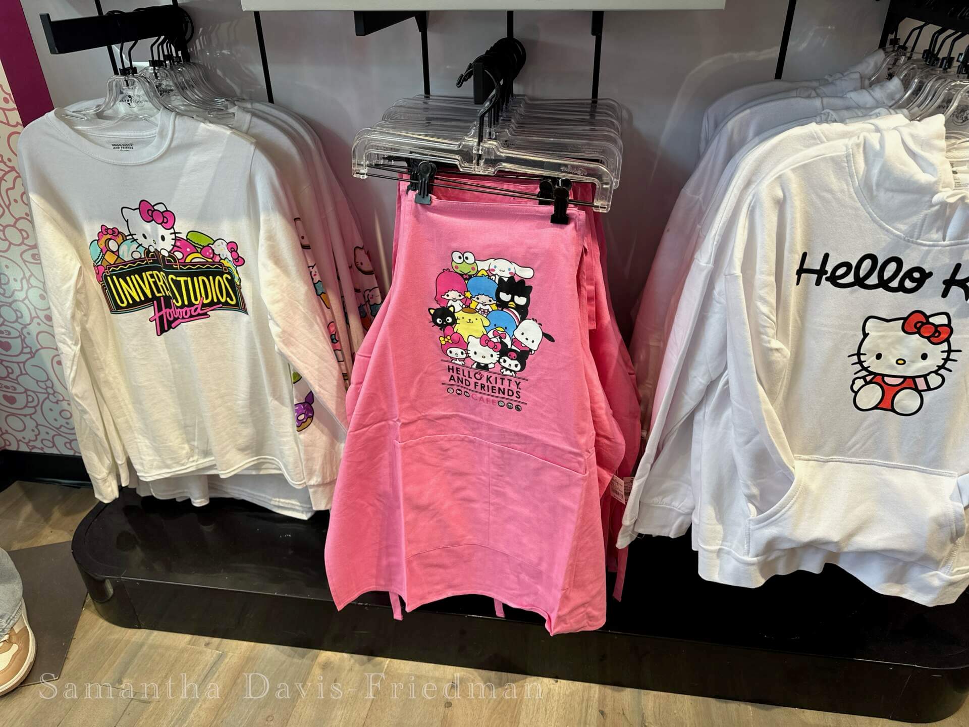 Universal Studios Hollywood - Sanrio Smile Shop - Cafe Collection