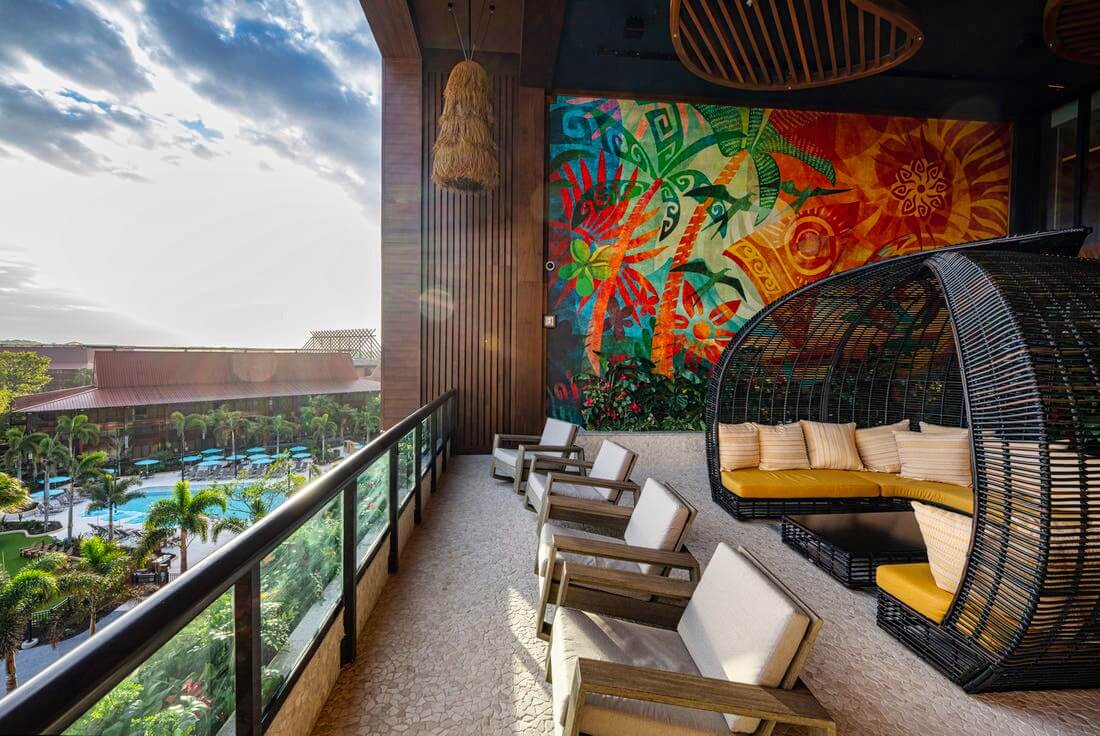 Polynesian, Discover Disney World’s Polynesian Island Tower: Tropical Luxury on the Seven Seas Lagoon