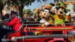 beauty halloween cavalcade clarabell and goofy