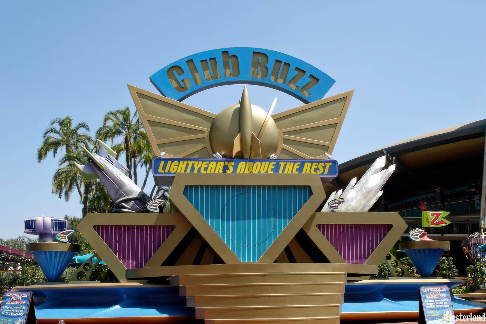 Yesterland: Club Buzz – Lightyear’s Above the Rest Club Buzz – Lightyear’s Above the Rest