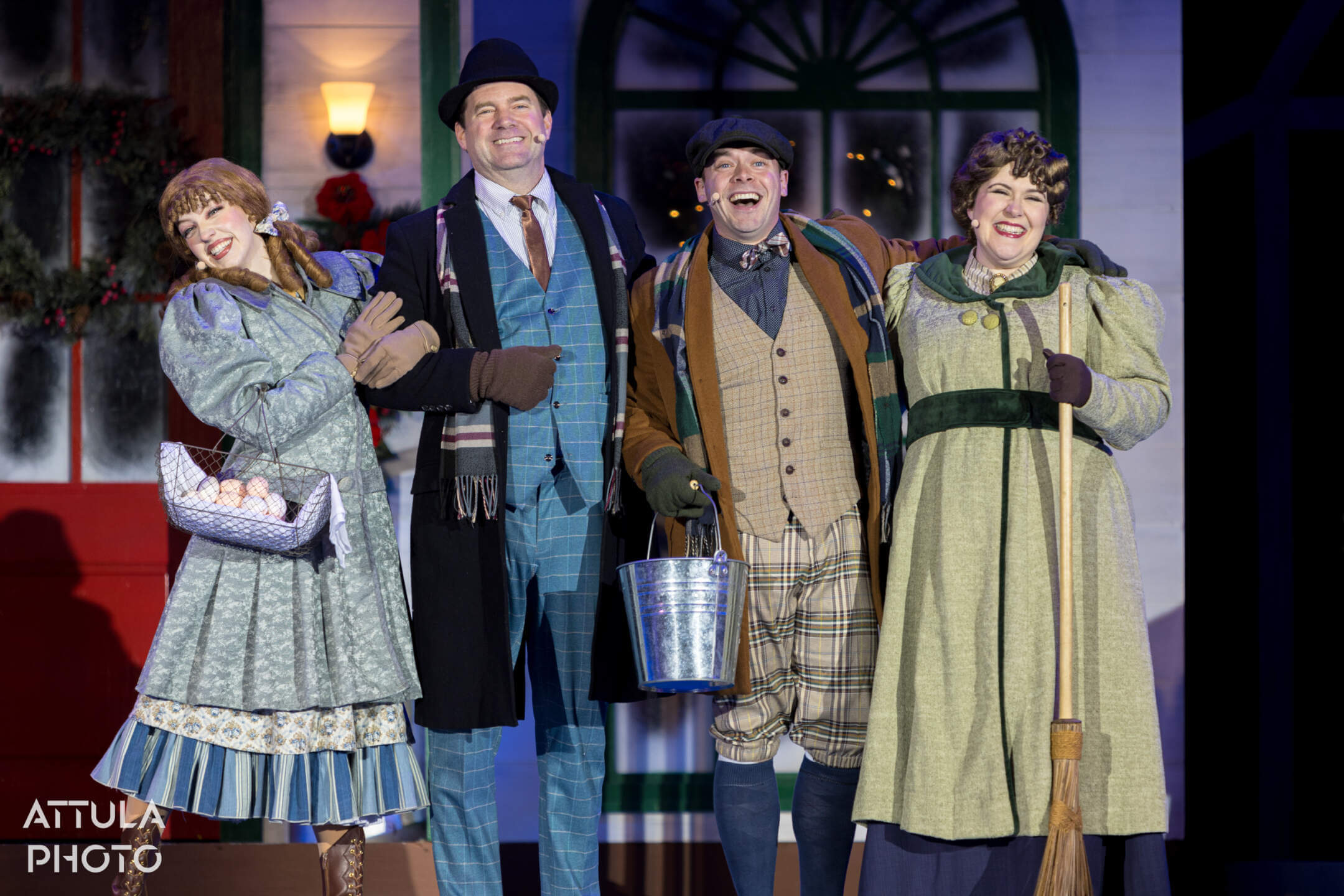 Knott's Merry Farm, A Berry Merry Christmas: Your Ultimate Guide to Knott’s Merry Farm 2025