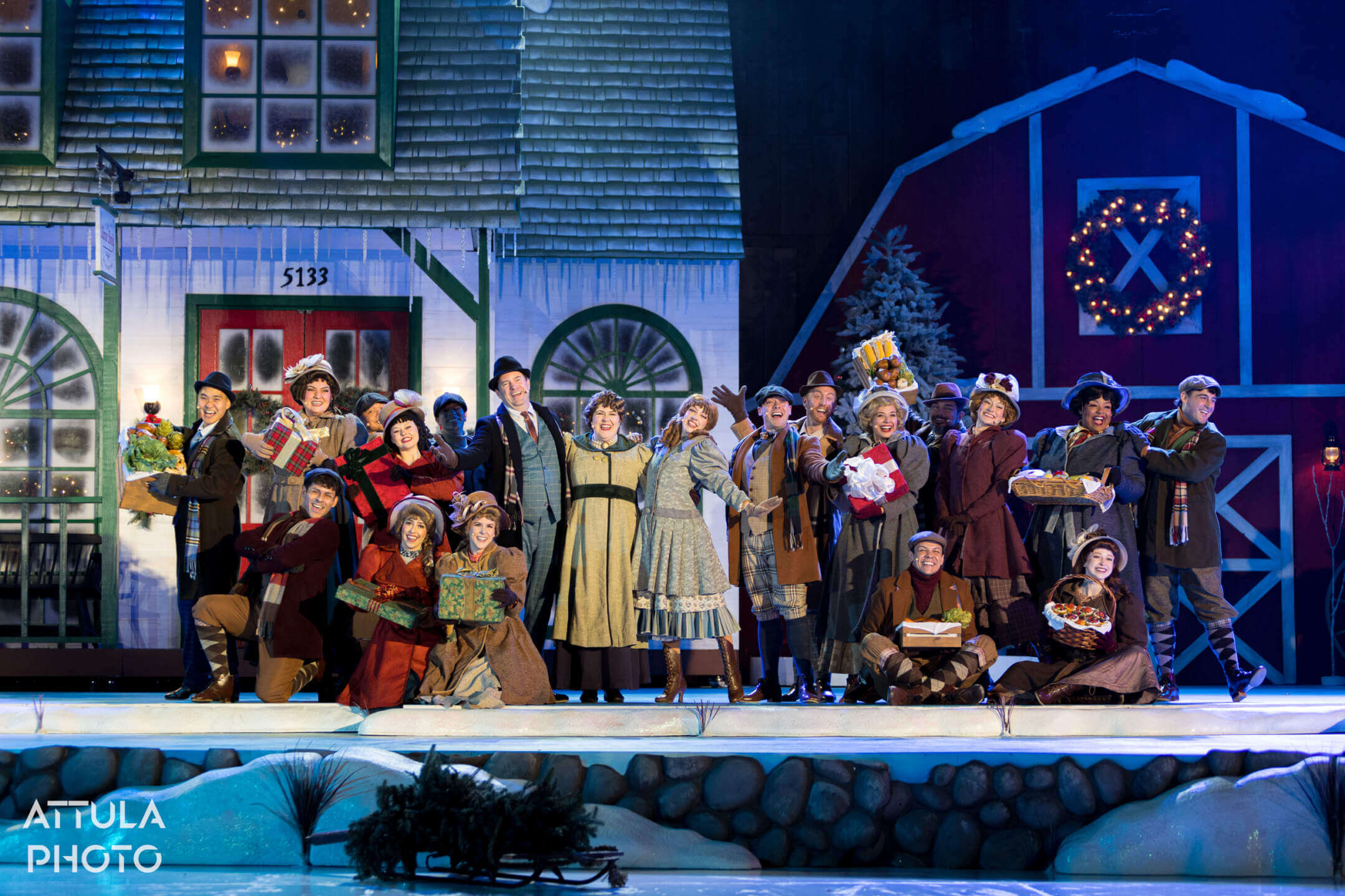 Knott's Merry Farm, A Berry Merry Christmas: Your Ultimate Guide to Knott’s Merry Farm 2025
