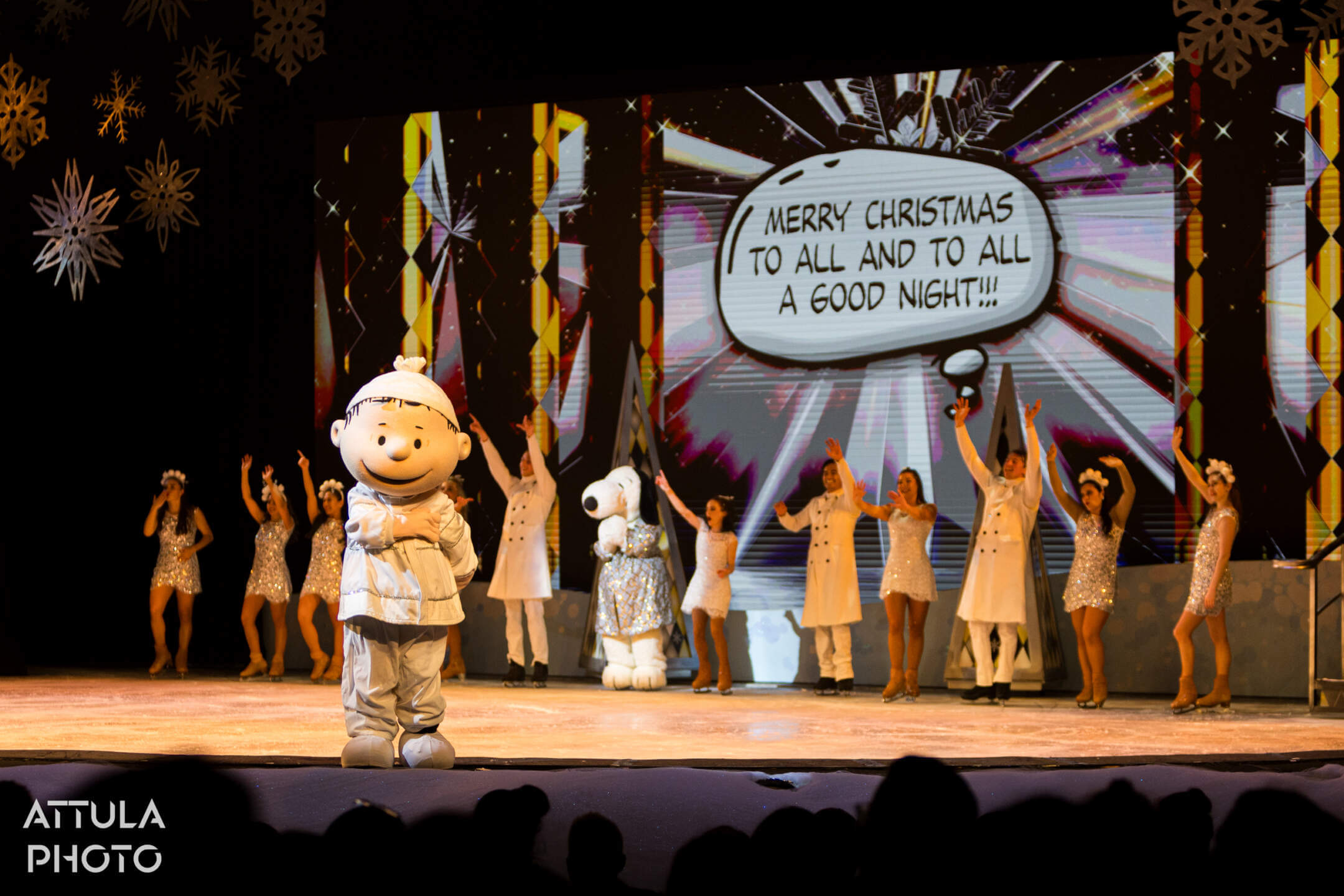 Knott's Merry Farm, A Berry Merry Christmas: Your Ultimate Guide to Knott’s Merry Farm 2025