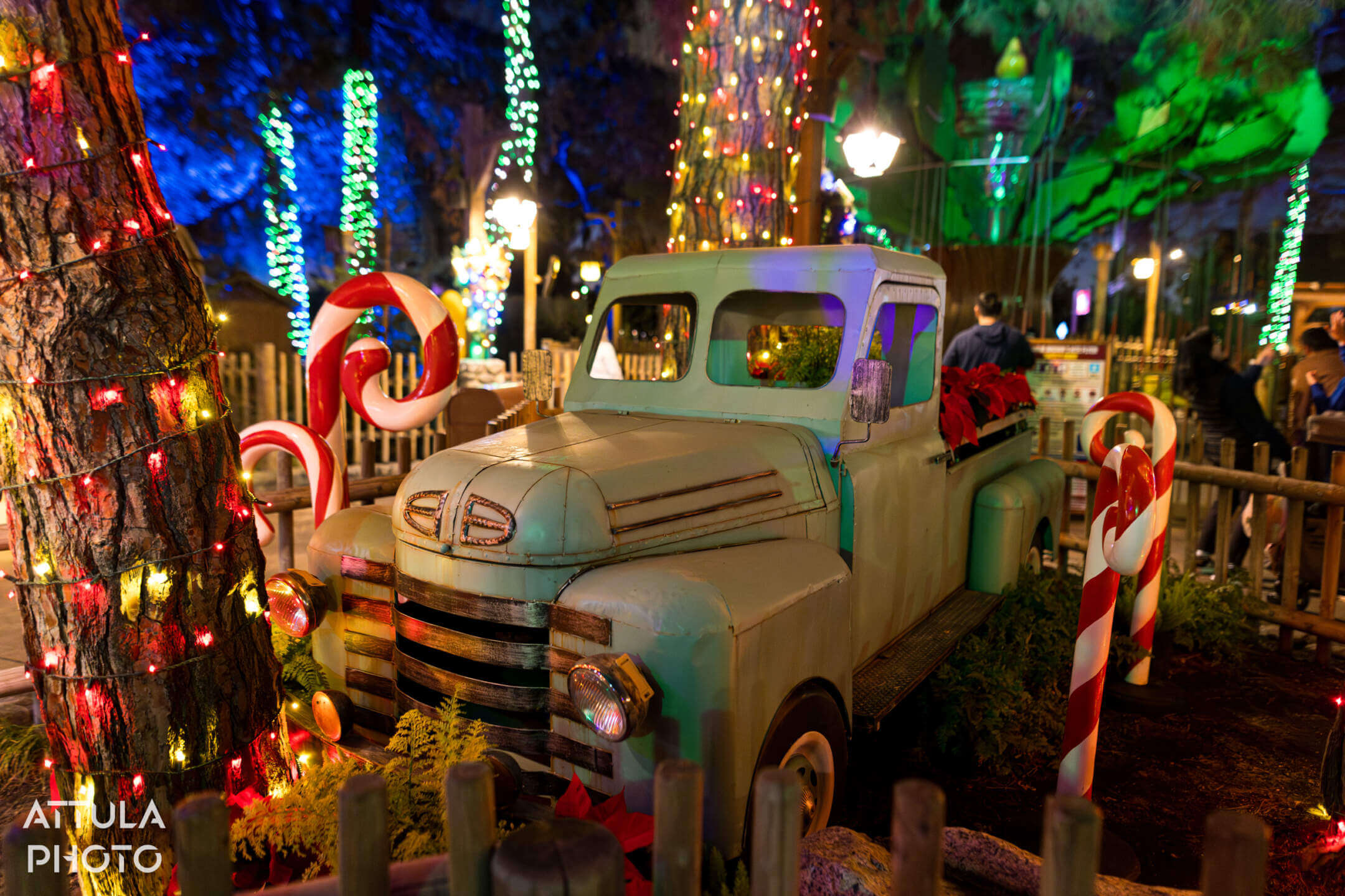 Knott's Merry Farm, A Berry Merry Christmas: Your Ultimate Guide to Knott’s Merry Farm 2025