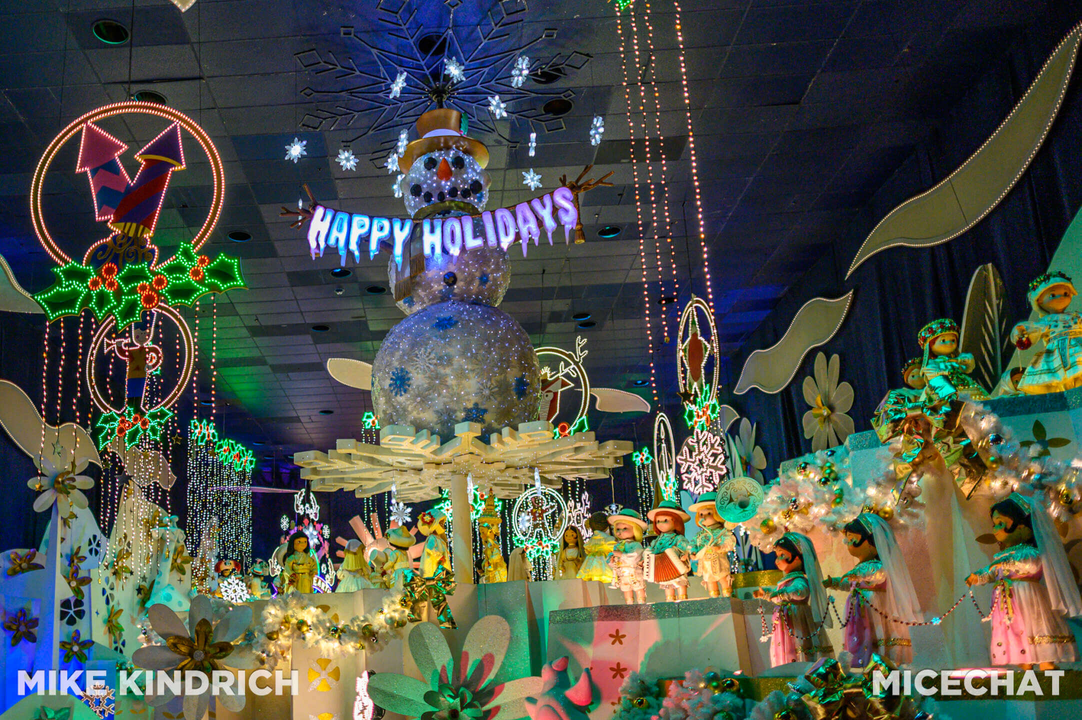 Disneyland Small World Holiday