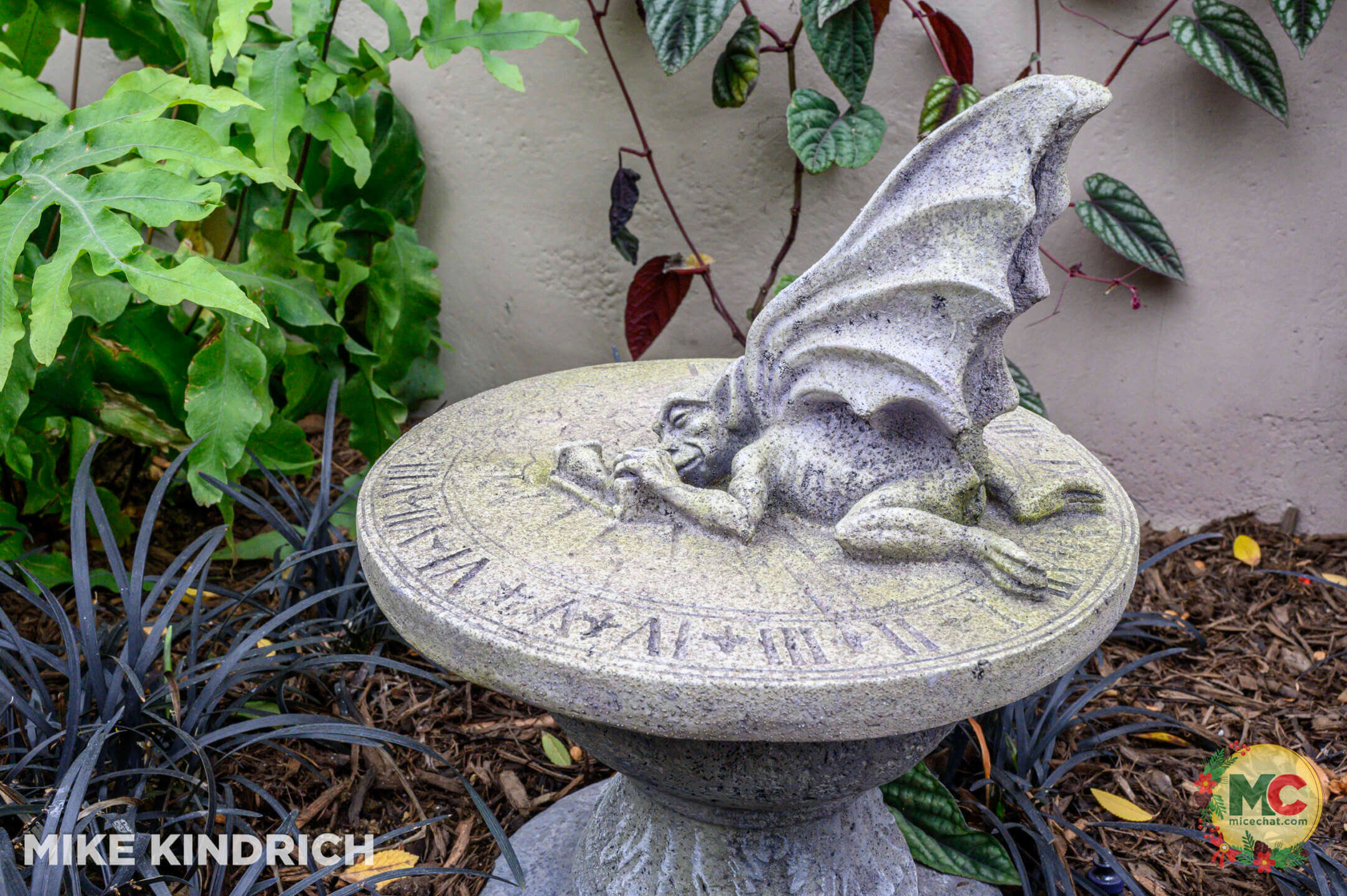 , DISNEYLAND UPDATE: Holiday Humbugs, Haunted Happenings & the Pricing Paradox